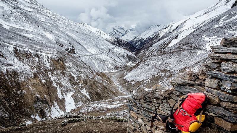 trekkking-in-nepal-after-quake 