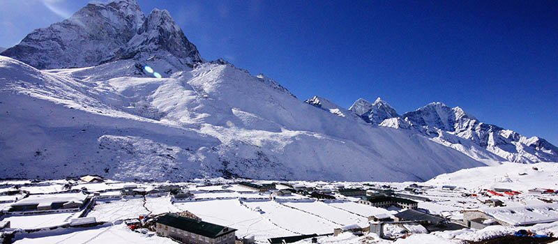 Everest-trek-seasons