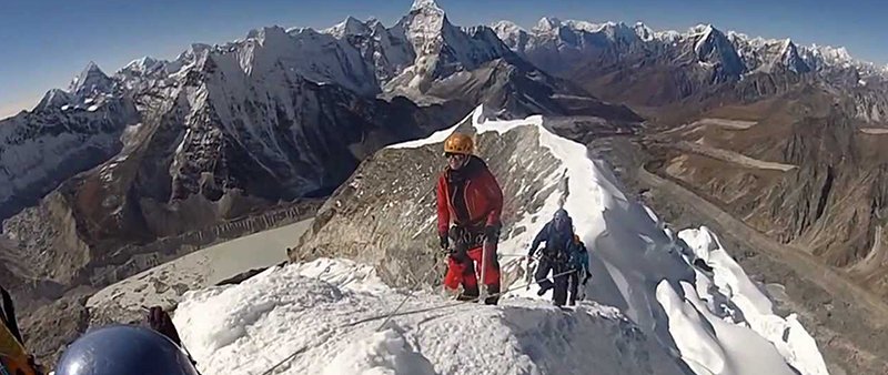 lobuche-peak-climbing-with-everest-base-camp-trek 