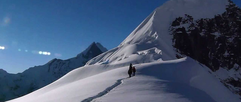 tharpu-chuli-peak-clim...