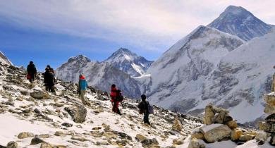 trekking-in-nepal-1 