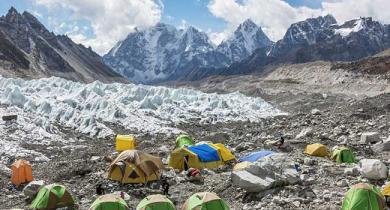 trekking-to-everest 