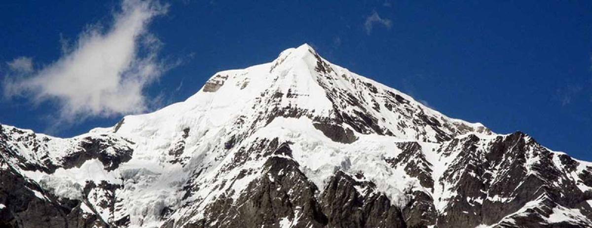 chulu-east-peak-climbing-with-Annapurna-circuit-trek