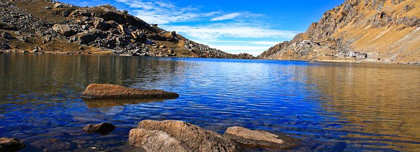 lake-gosaikunda 