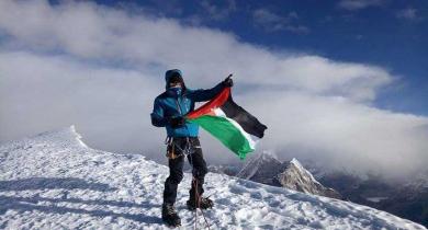 mera-peak-first-summiter-for-2017 