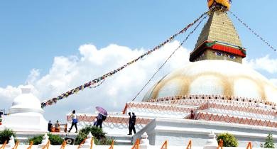 nepal-tour-bouddhanath-stupa 