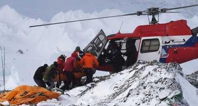 Resque-from-everest-base-camp-trek 