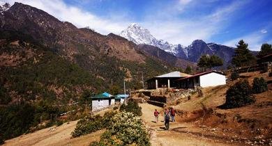 trekking-in-nepal 