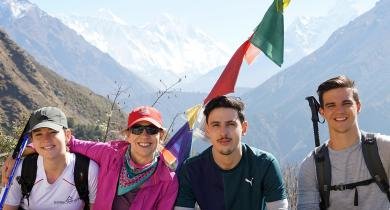 everest-base-camp-trek-in-April 