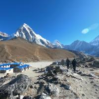 on-the-way-to-everest-base-camp-trek 