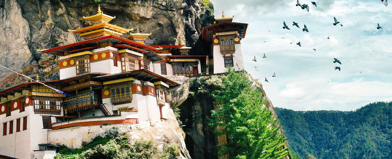 bhutan-re-open-borders